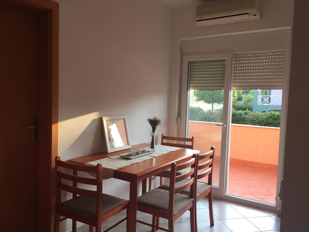 Sunny Rock Volme Apartments บานโจเล ภายนอก รูปภาพ